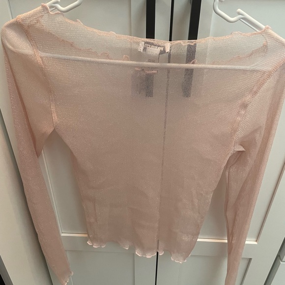 NWT-long sleeve top size small - Picture 2 of 3